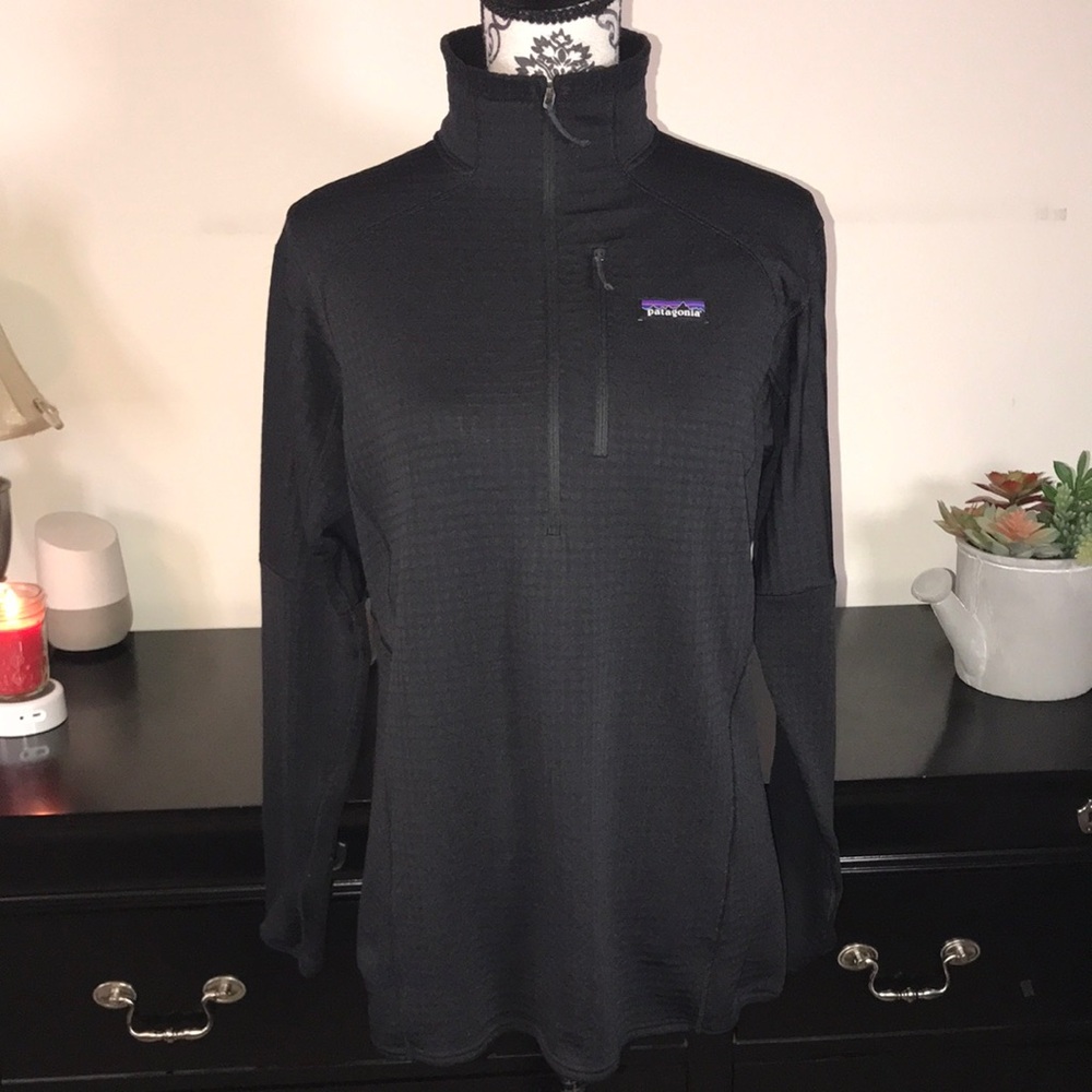 Patagonia Black Quarter-Zip Pullover R1